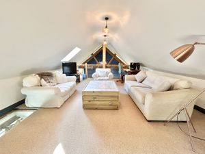 Photo 28- click for photo gallery